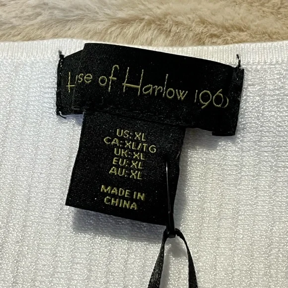 *NWT* House of Harlow 1960 white sweater size XL - Picture 4 of 6
